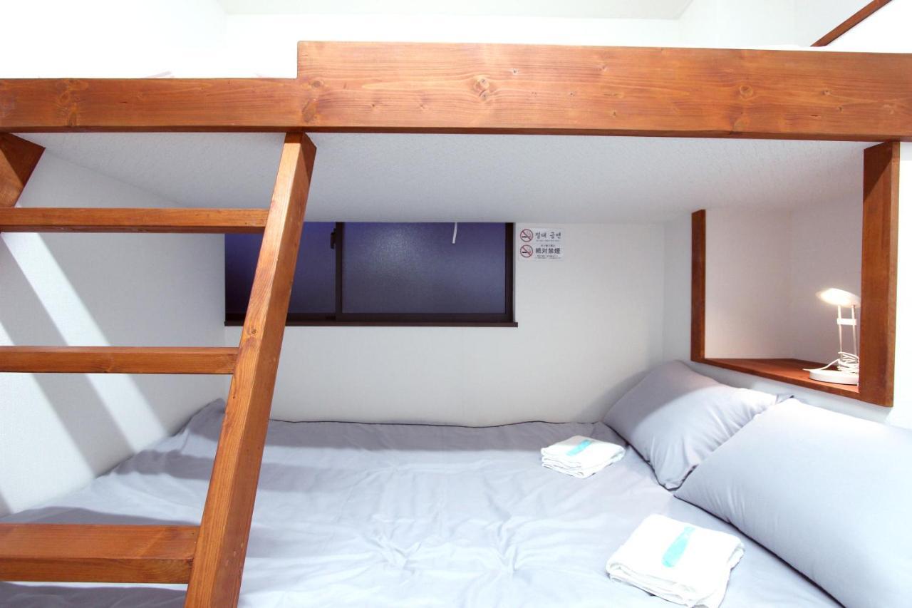 I Osaka House Hotel Kültér fotó