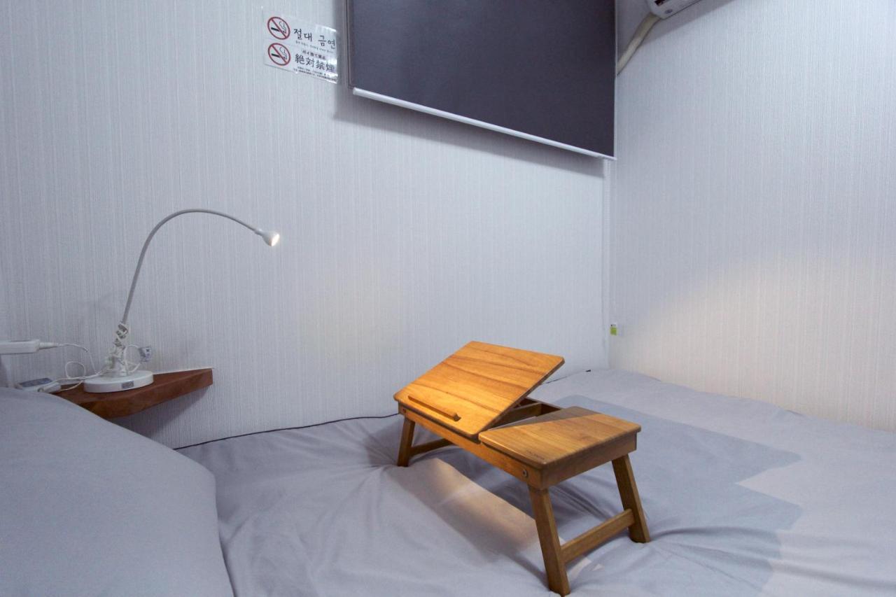 I Osaka House Hotel Kültér fotó